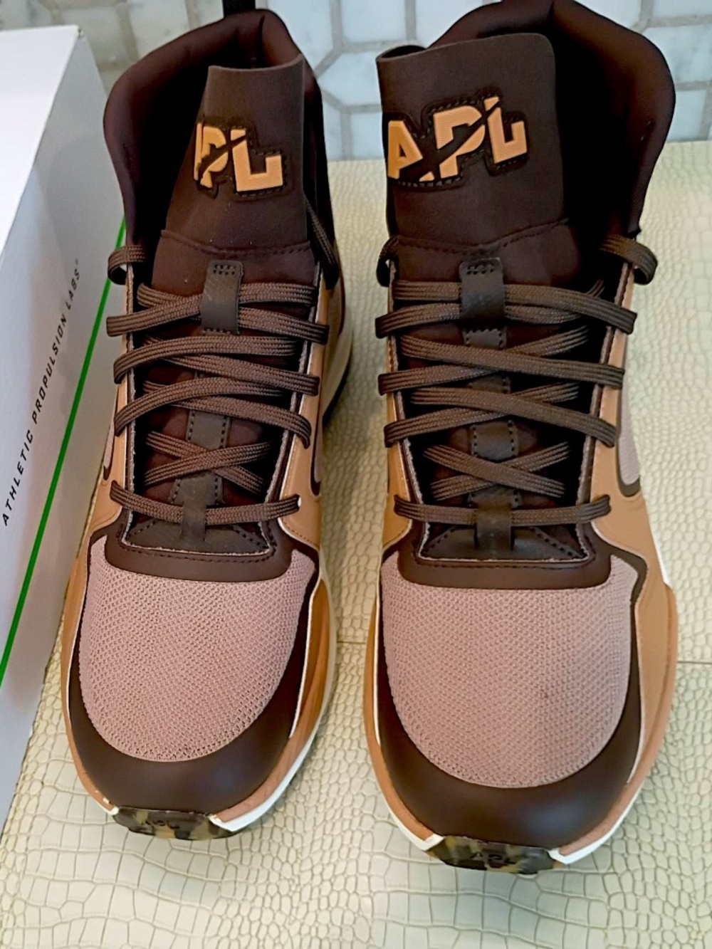 APL Techloom Defender Women 9.5 MSRP $345 RARE Almond/Chocolate/Caramel NIB